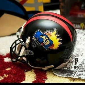 Meet your Posher, Edwiz